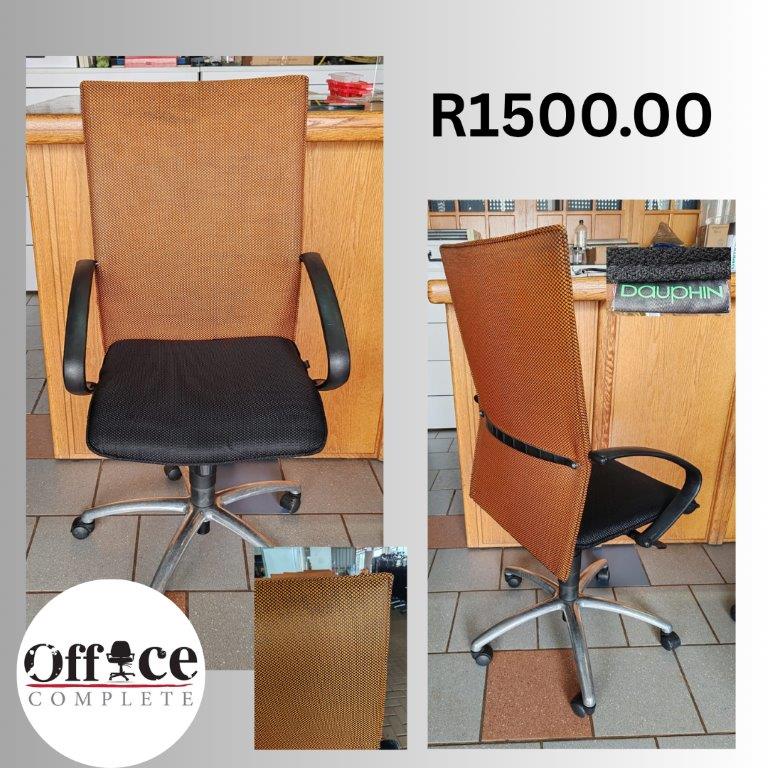 CH18 - Chair swivel small orange dots R1500.00