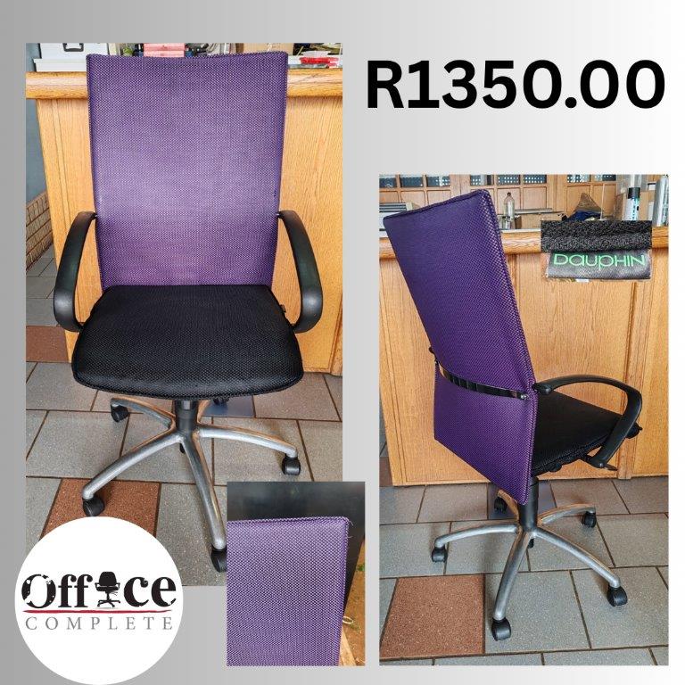CH4 - Chair swivel R1350 small purple dots