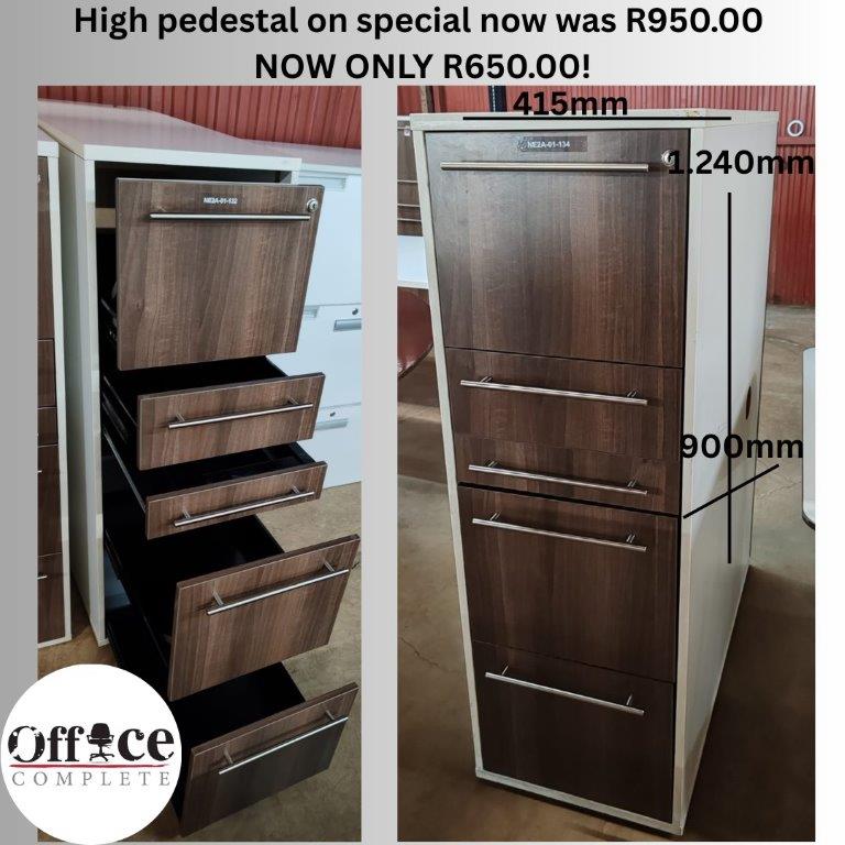 CA4 - High pedestal with drawers size h1240 x d900 x wide415 R650.00