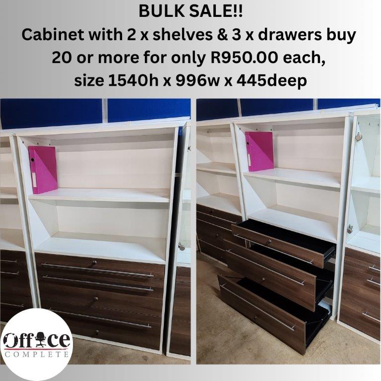 CA7B - Cabinet buy 20 or more for R950.00 only, size 1540h x 996w x 445deep
